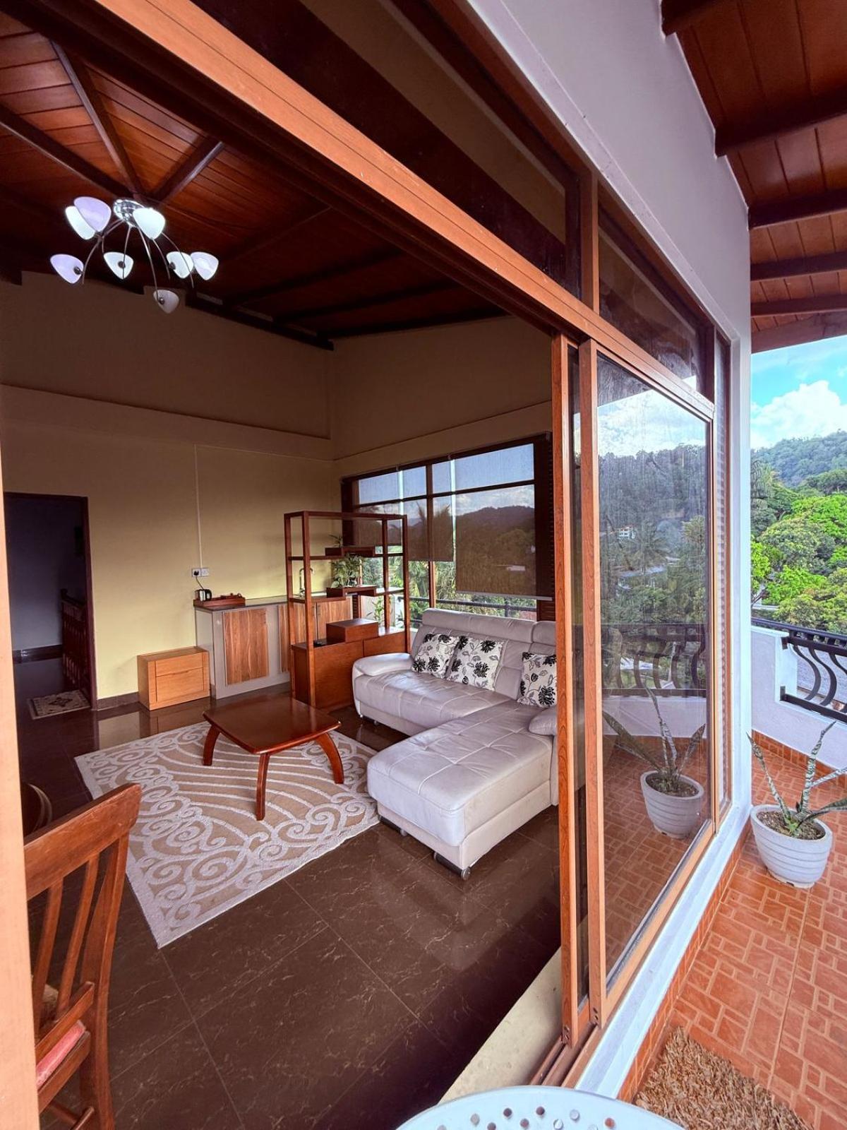 Resident View Homestay Kandy Exteriér fotografie